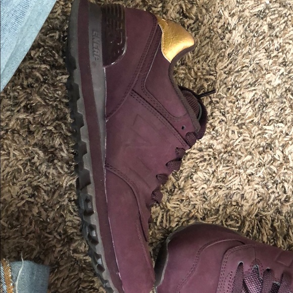 New balance - Picture 2 of 3